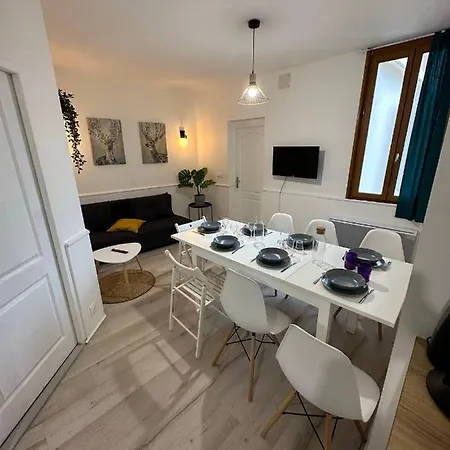 Spacieux - Proche Centre Et Therme Apartmán *