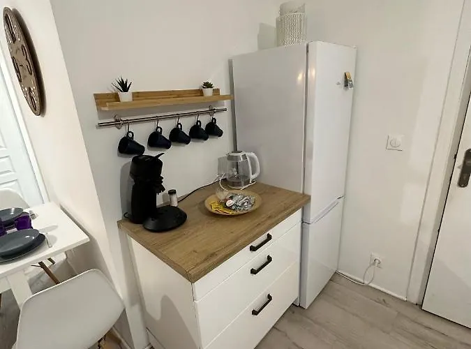 Appartement Spacieux - Proche Centre Et Therme